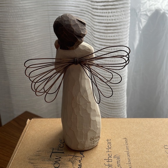 Willow Tree "Angel of the Heart" - Picture 4 of 7